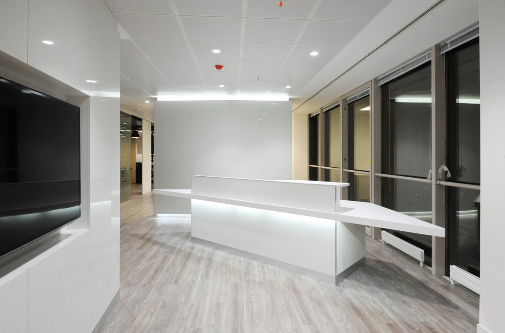 Infusion Offices – Canary Wharf – Corian with LED lighting